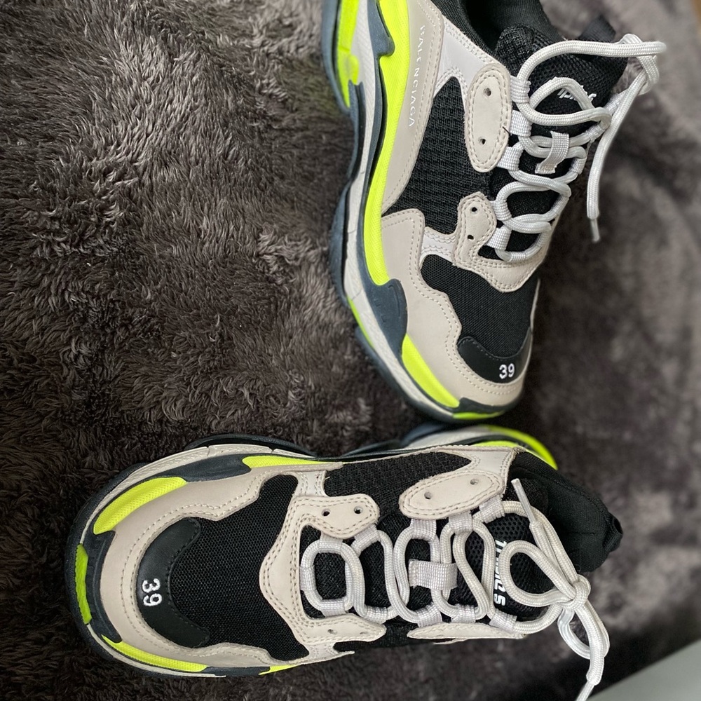 Balenciaga Triple S Sneaker